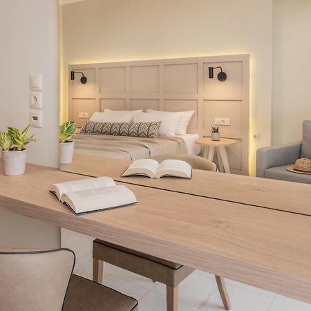 Plános Strofades Beach Hotel מראה חיצוני תמונה