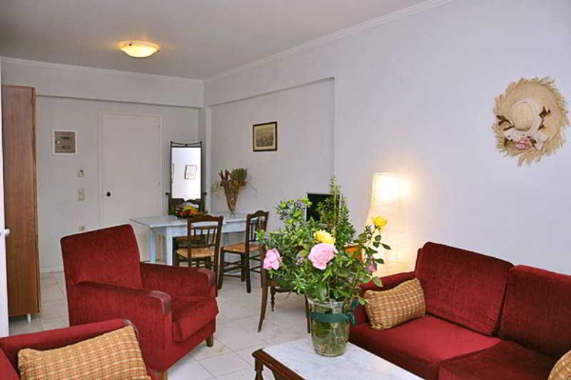 Plános Strofades Beach Hotel מראה חיצוני תמונה